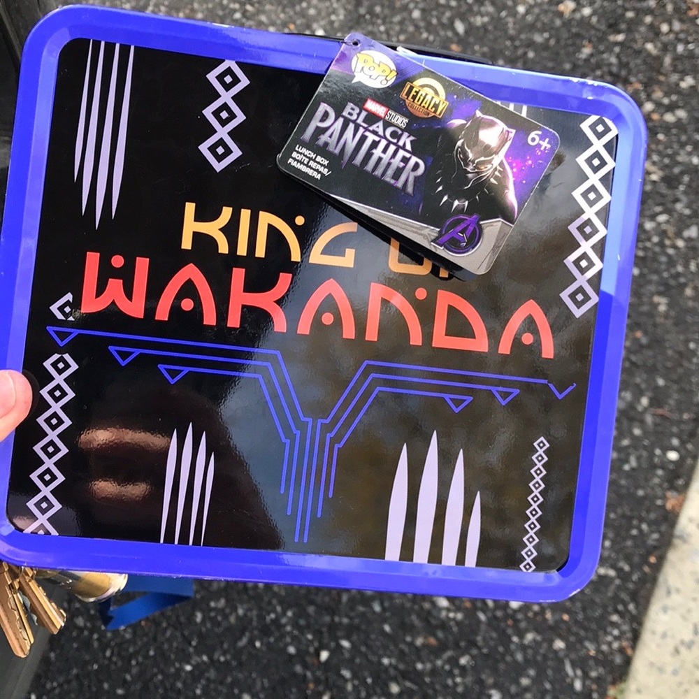 Funko Pop Marvel black Panther lunch box